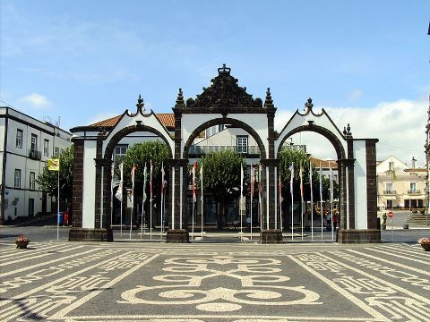 Ponta Delgrada , cz.wikipedia.org