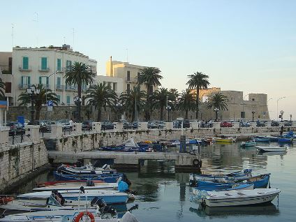 Bari, www.radicestujeme.eu