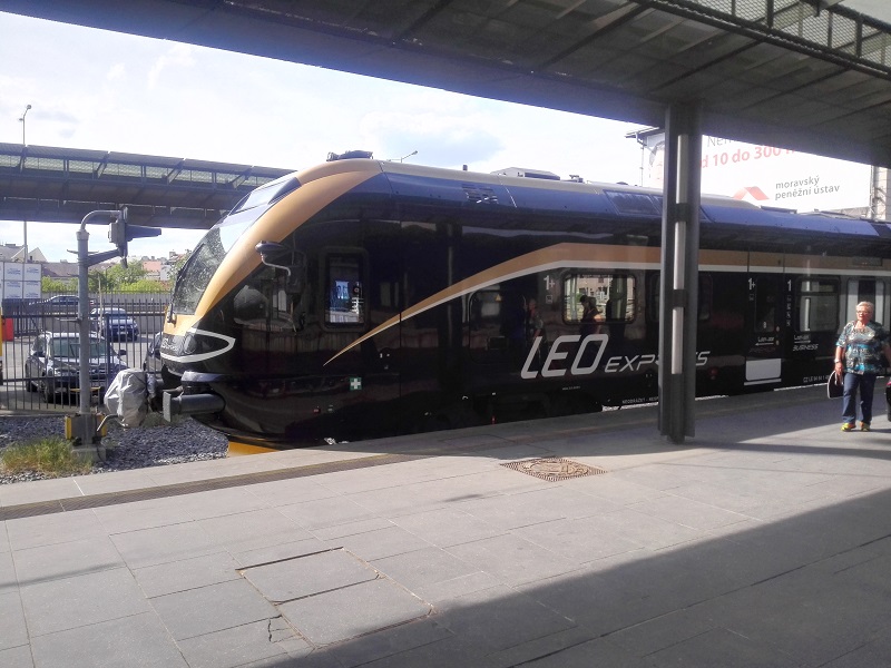 Leo express vlak , www.radicestujeme.eu