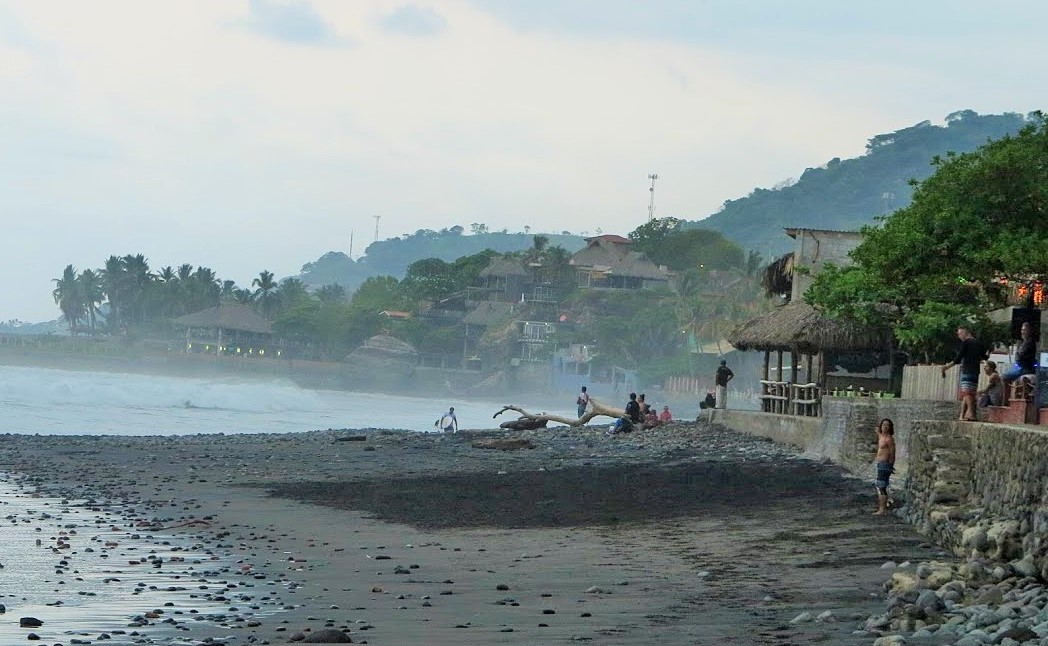 Playa El Tunco -Costa del Bálsamo