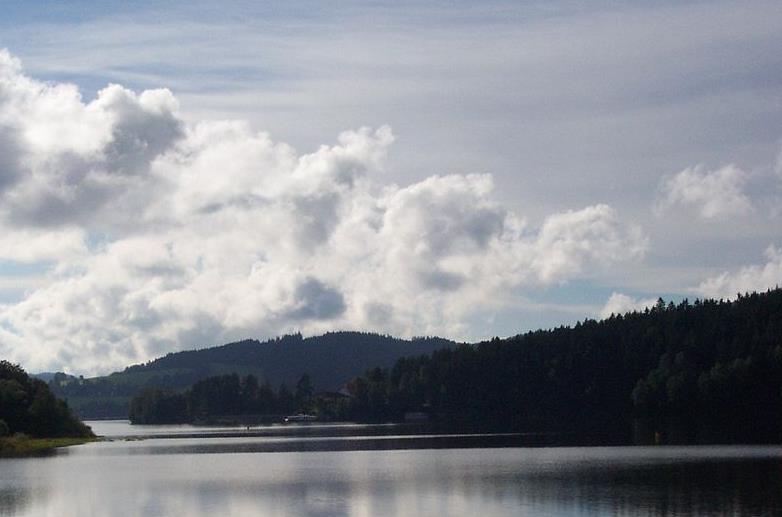 Jezero, www.radicestujeme.eu